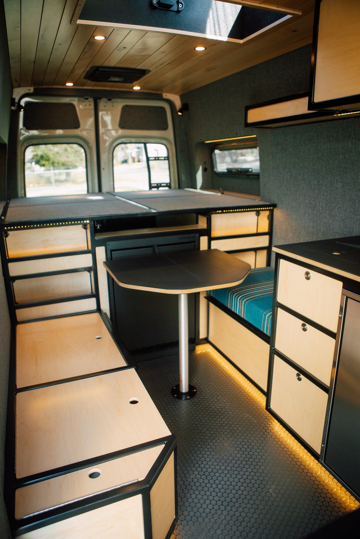 AWD 2024 Mercedes-Benz Sprinter 170wb