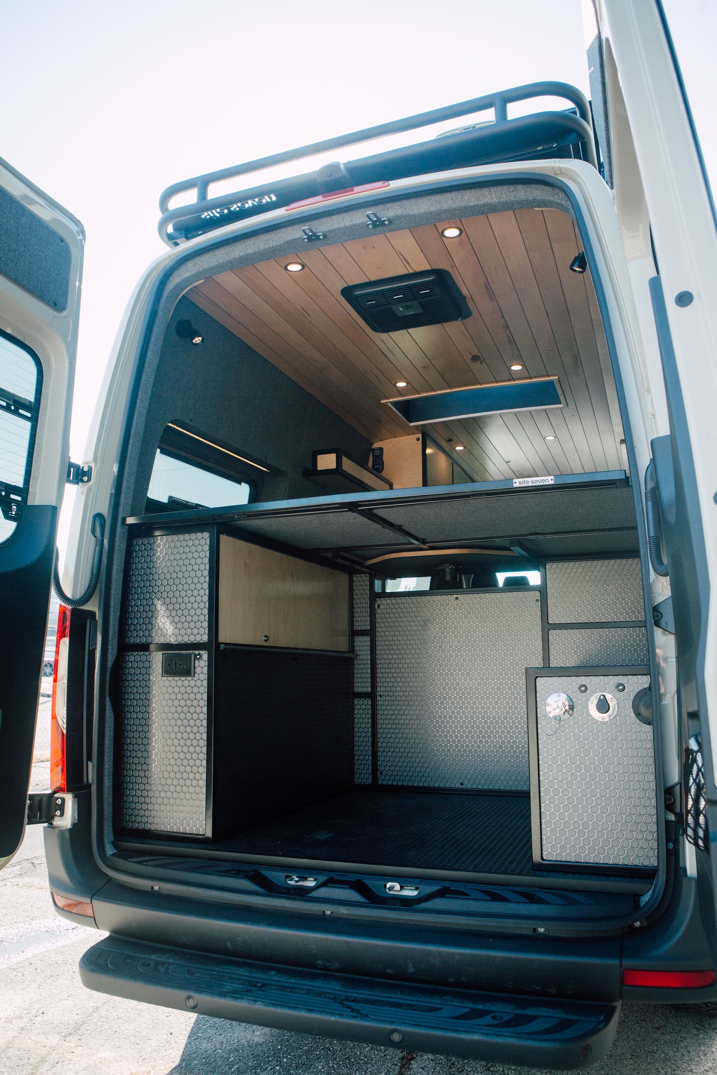 AWD 2024 Mercedes-Benz Sprinter 170wb